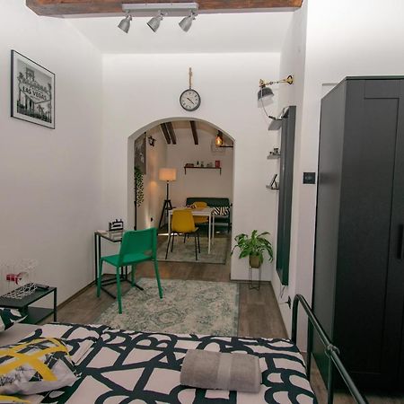 Studio Apartman Dalia Apartment Zagreb Exterior photo