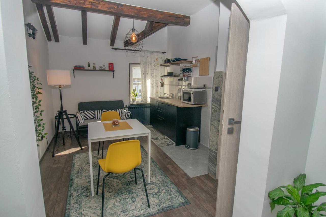 Studio Apartman Dalia Apartment Zagreb Exterior photo